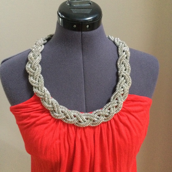 Beautiful RedHalter Top - Picture 2 of 3